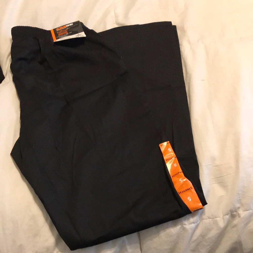 Black scrub pants